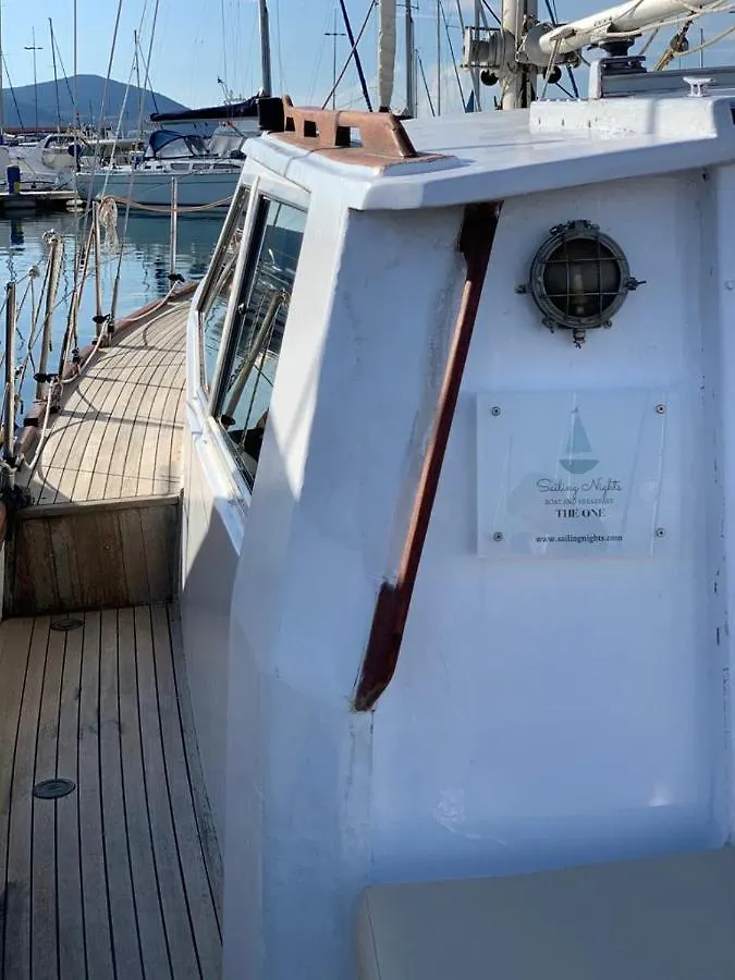 Bateau-hôtel Hotel Sailing Nights Boat&Breakfast à Alghero Italie